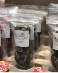にじいろkitchenのスノーボールクッキー